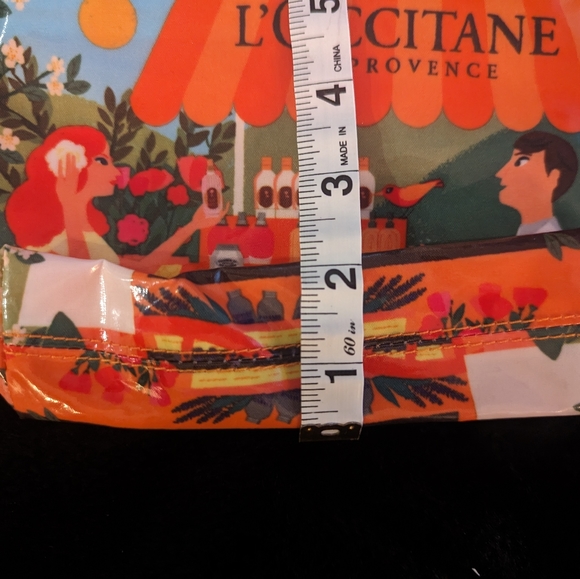 L’Occitane Orange French Graphic Print Cosmetic/Makeup Bag New - Picture 7 of 8